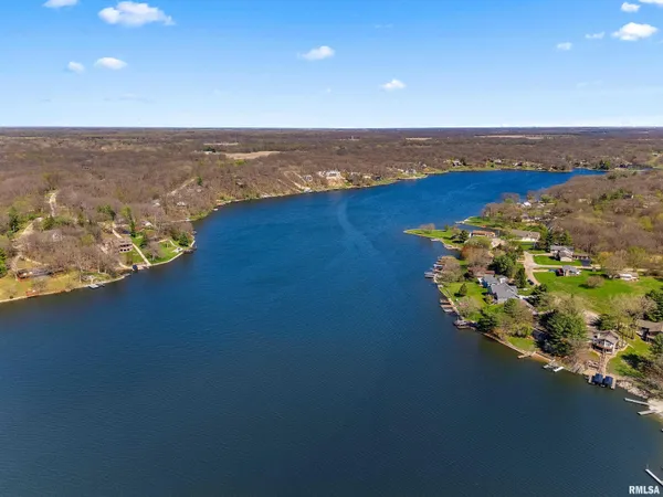 $750,000 | 12 Hillside Court, Dahinda, IL 61428