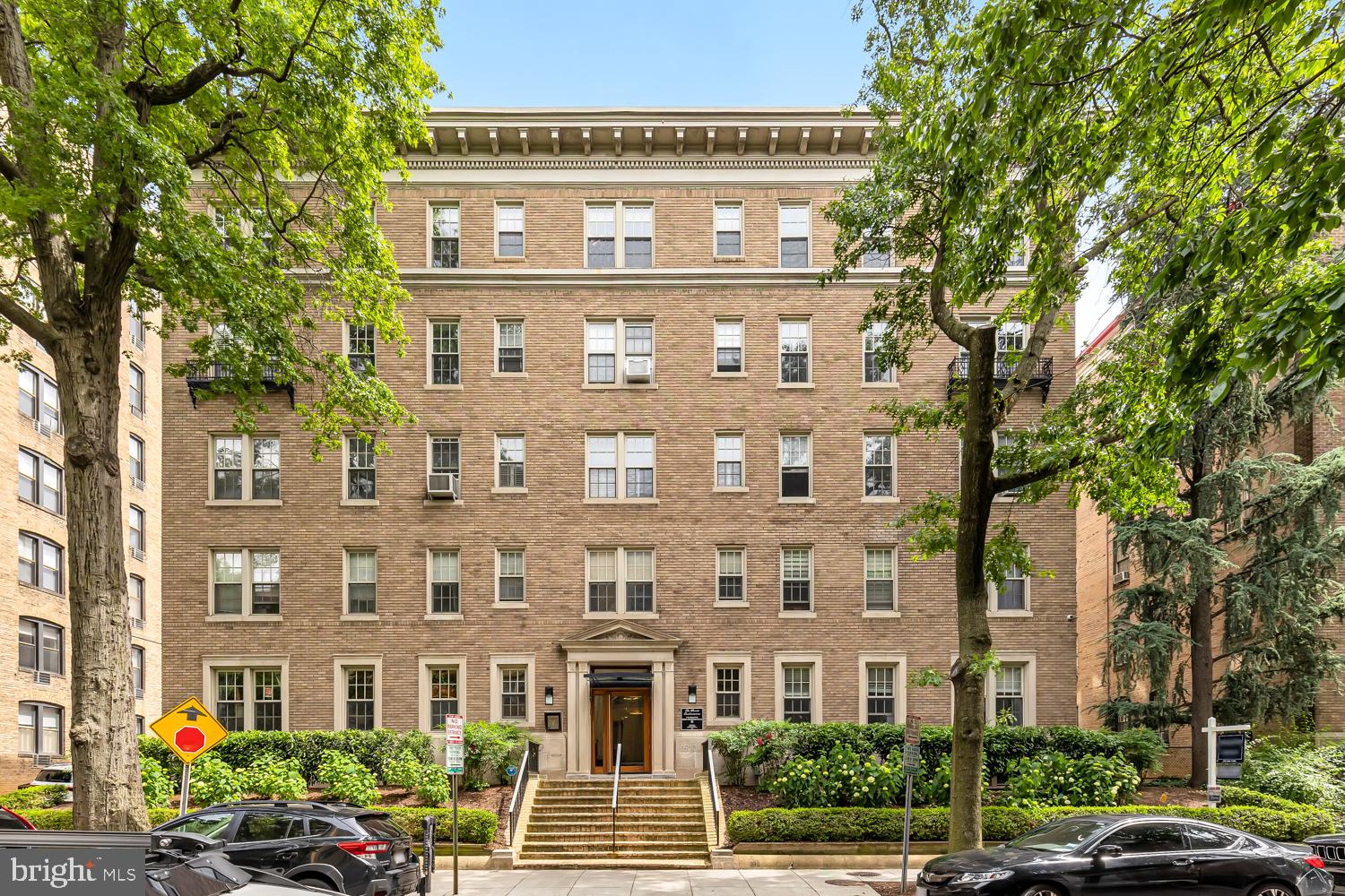 1910 Kalorama Road Northwest, Unit 505 Washington, DC 20009 - Photo 1 of 21 Gallery Image 1