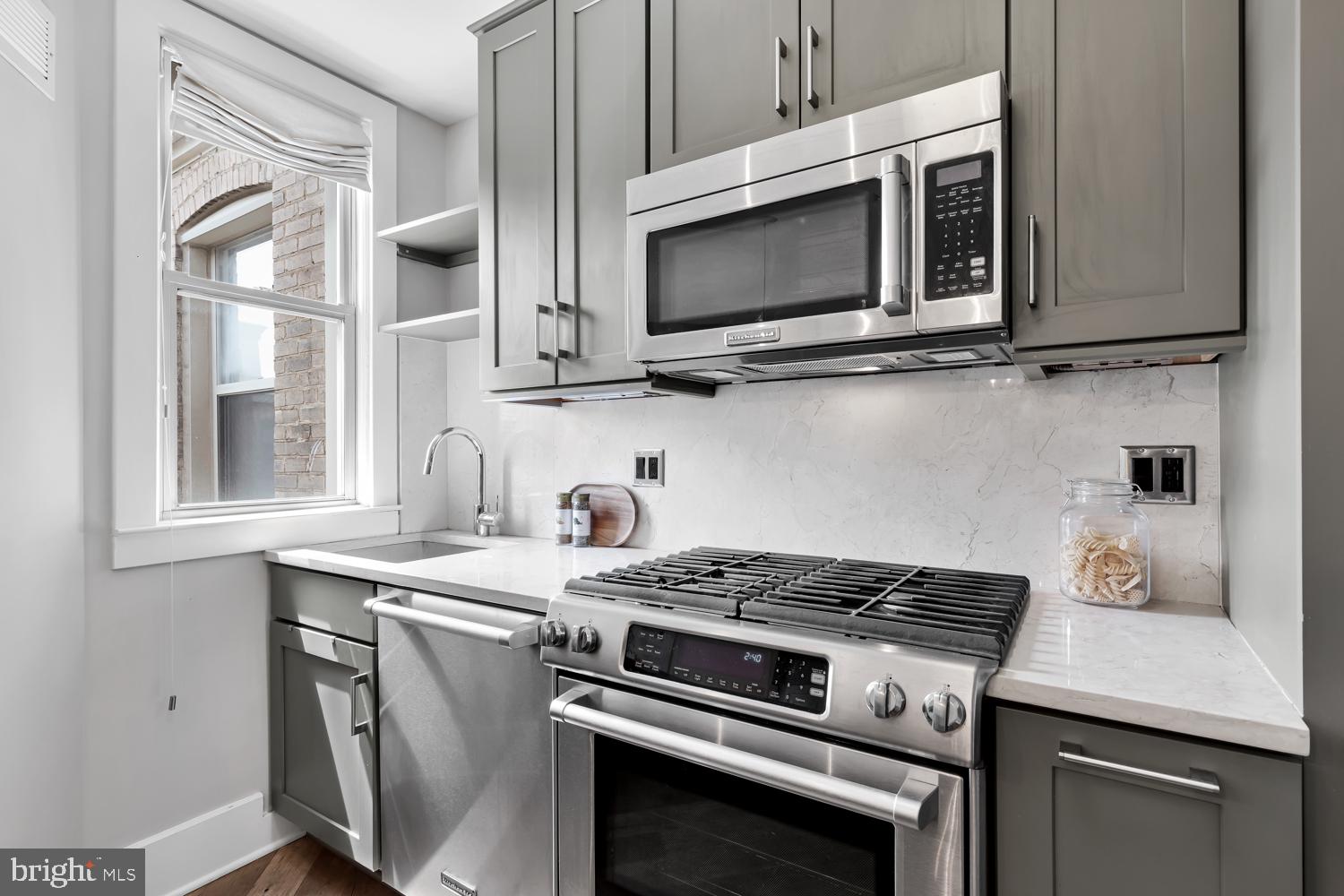 1910 Kalorama Road Northwest, Unit 505 Washington, DC 20009 - Photo 11 of 21 Gallery Image 11