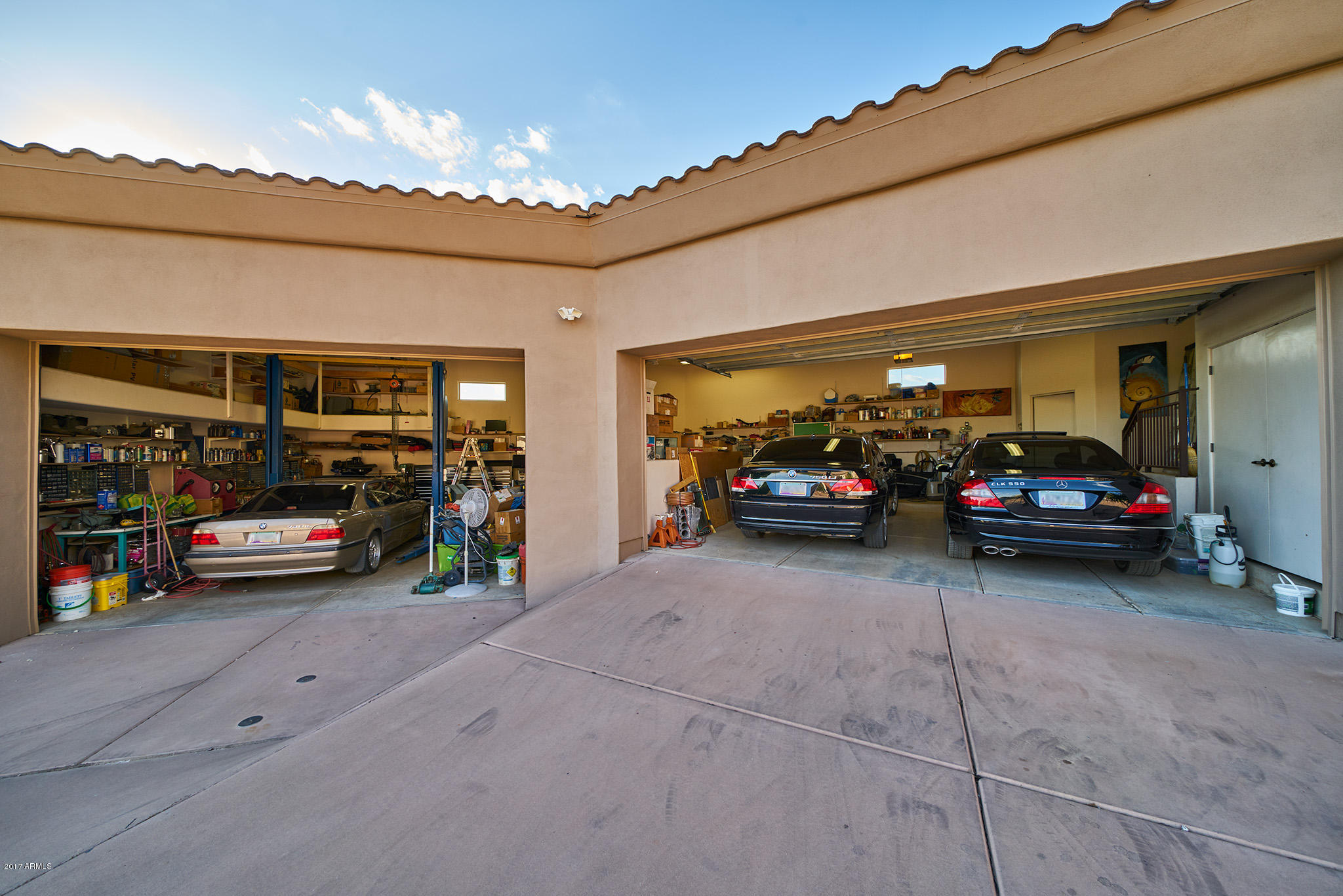 3580 North Barkley Road Apache Junction, AZ 85119 - Photo 54 of 62 Garages