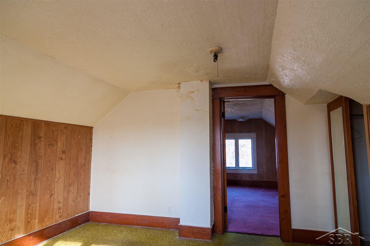 8916 Van Cleve Road Vassar, MI 48768 - Photo 8 of 12 50000834-7.JPG