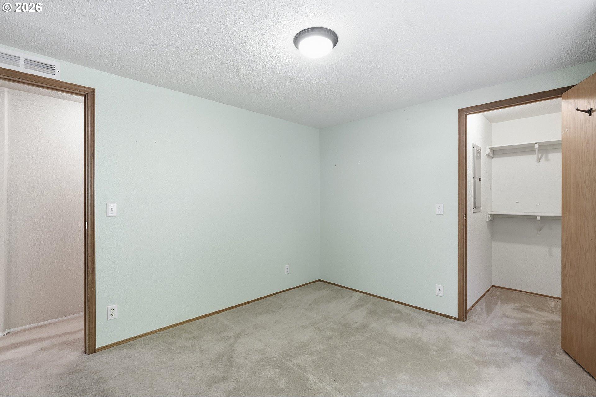 28851 Southeast Knox Road Boring, OR 97009 - Photo 22 of 40 Gallery Image 22