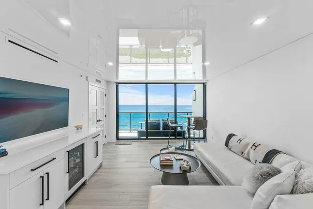 $25,000 | 3115 South Ocean Boulevard, Unit 104, Highland Beach, FL 33487