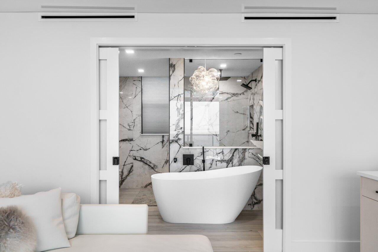 3115 South Ocean Boulevard, Unit 104 Highland Beach, FL 33487 - Photo 27 of 45 Primary Bath