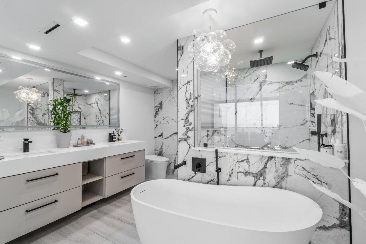 3115 South Ocean Boulevard, Unit 104 Highland Beach, FL 33487 - Photo 28 of 45 Primary Bath