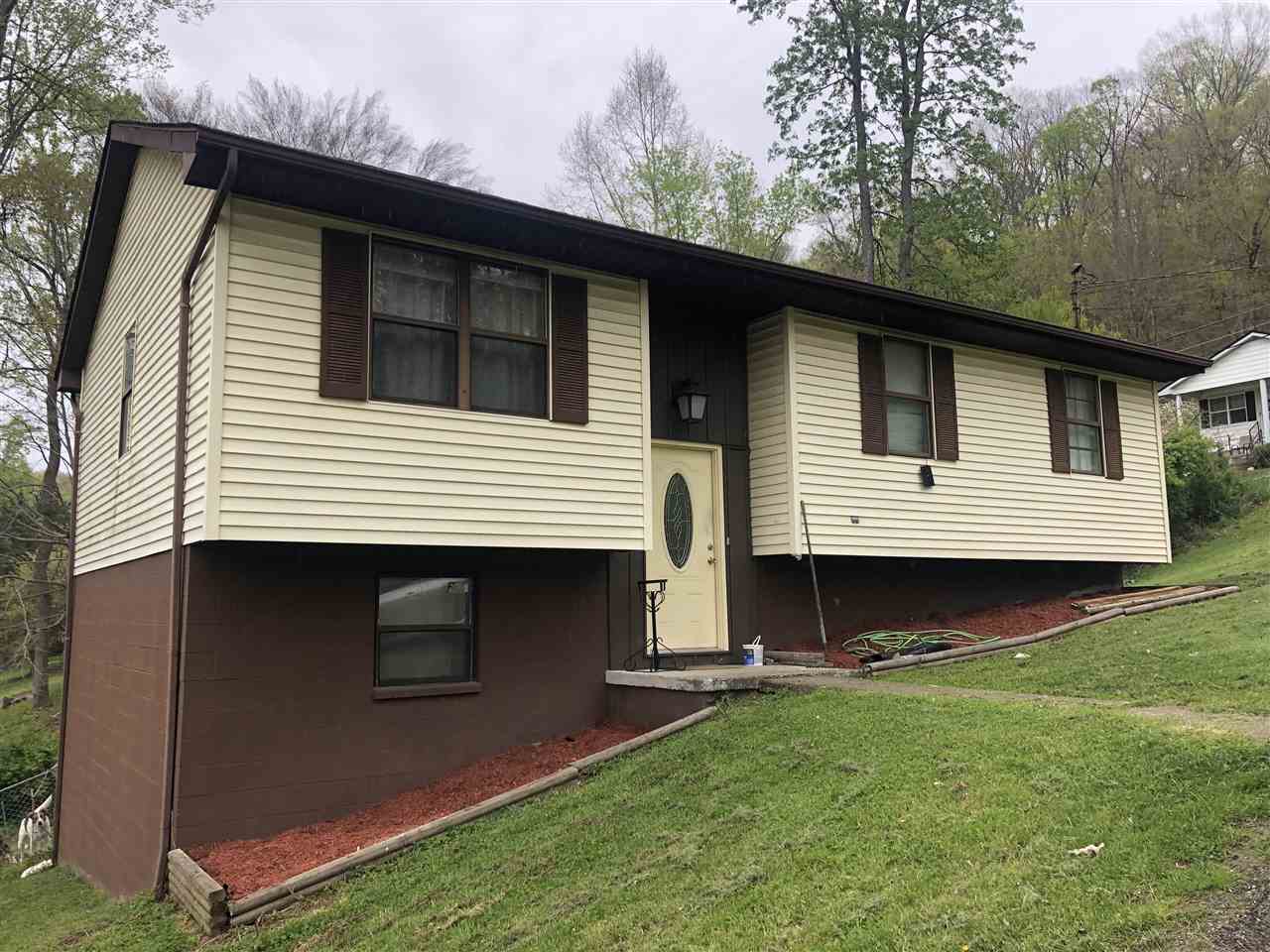 43 Herman Road Huntington, WV 25704 - Photo 1 of 17 Gallery Image 1