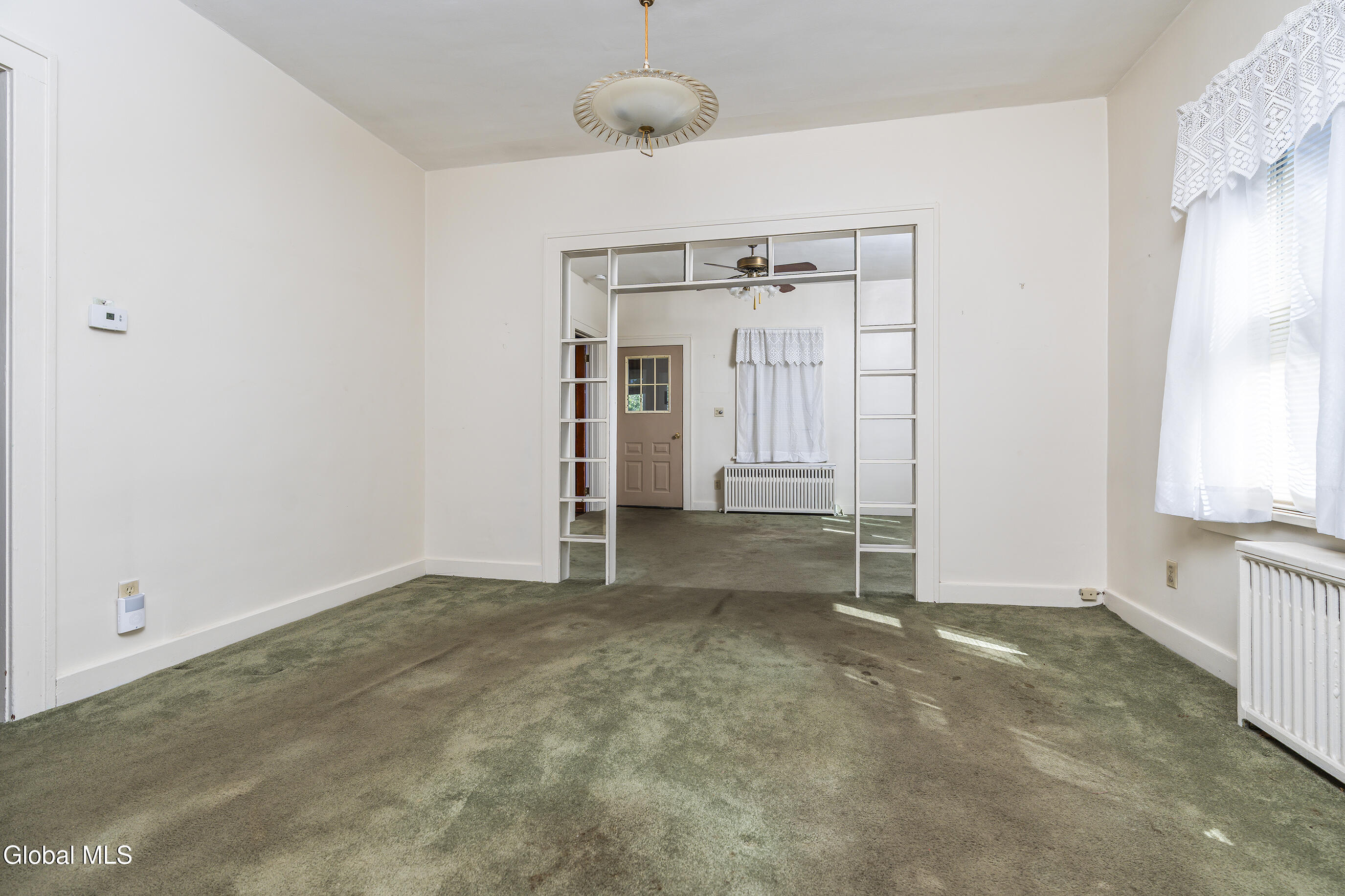 6 Monroe Avenue Bethlehem, NY 12203 - Photo 11 of 37 025-6-Monroe-Ave