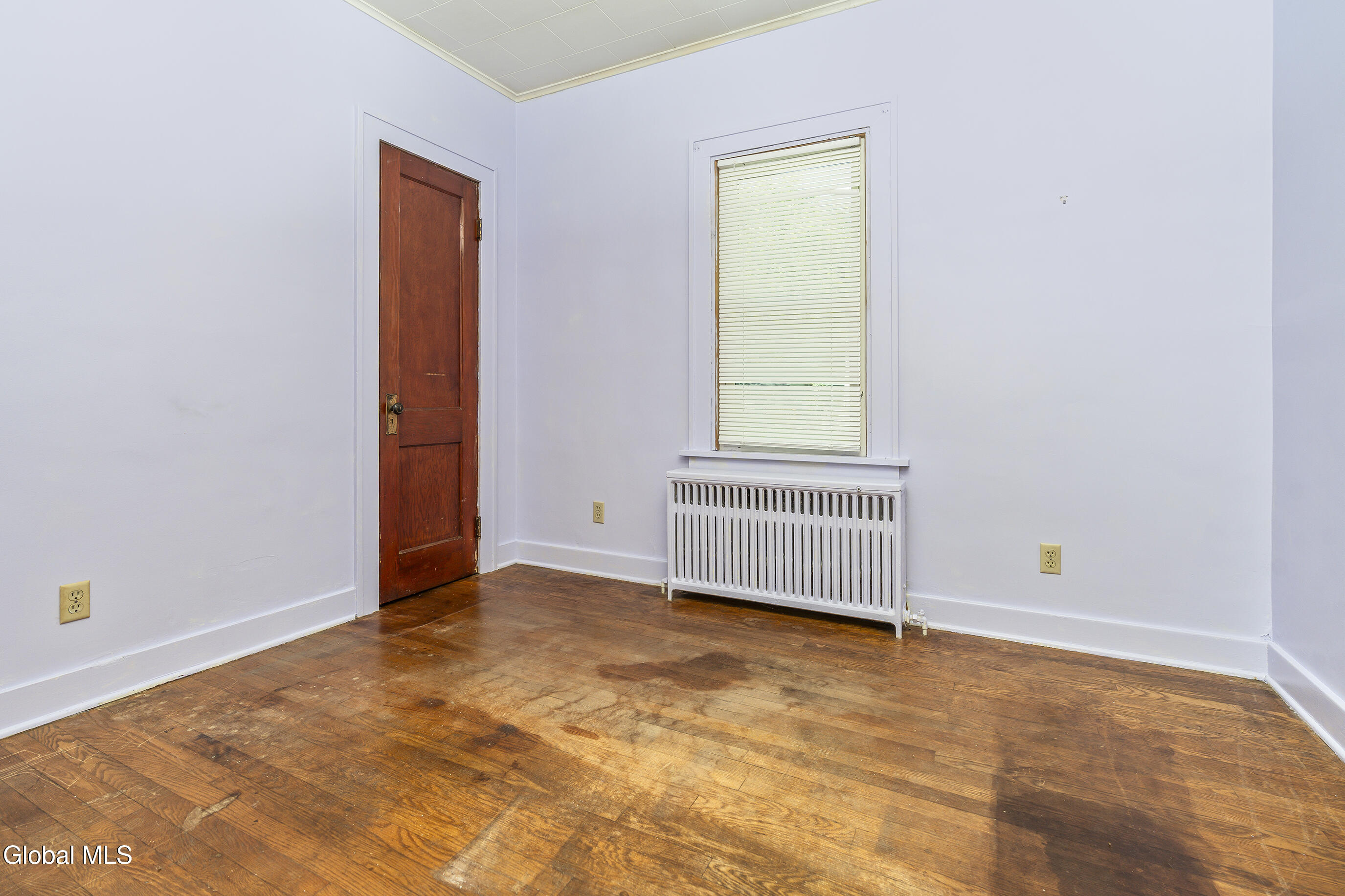 6 Monroe Avenue Bethlehem, NY 12203 - Photo 15 of 37 021-6-Monroe-Ave