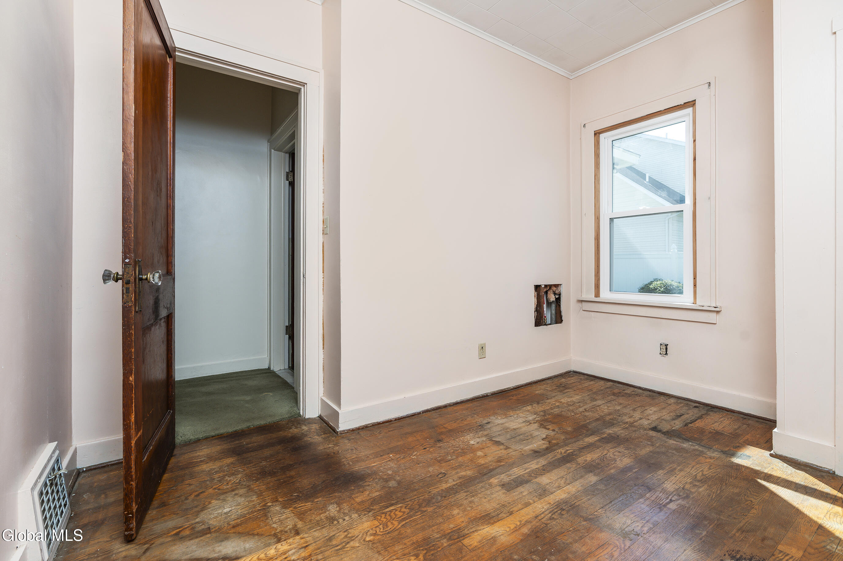 6 Monroe Avenue Bethlehem, NY 12203 - Photo 20 of 37 030-6-Monroe-Ave