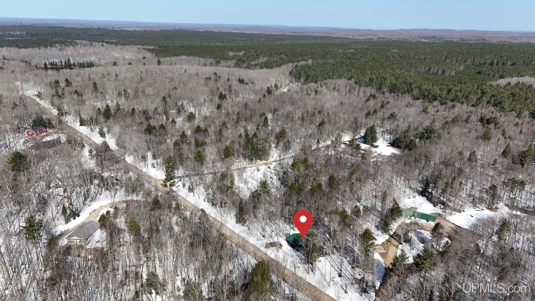 7122 Maple Grove Road Munising, MI 49862 - Photo 5 of 44