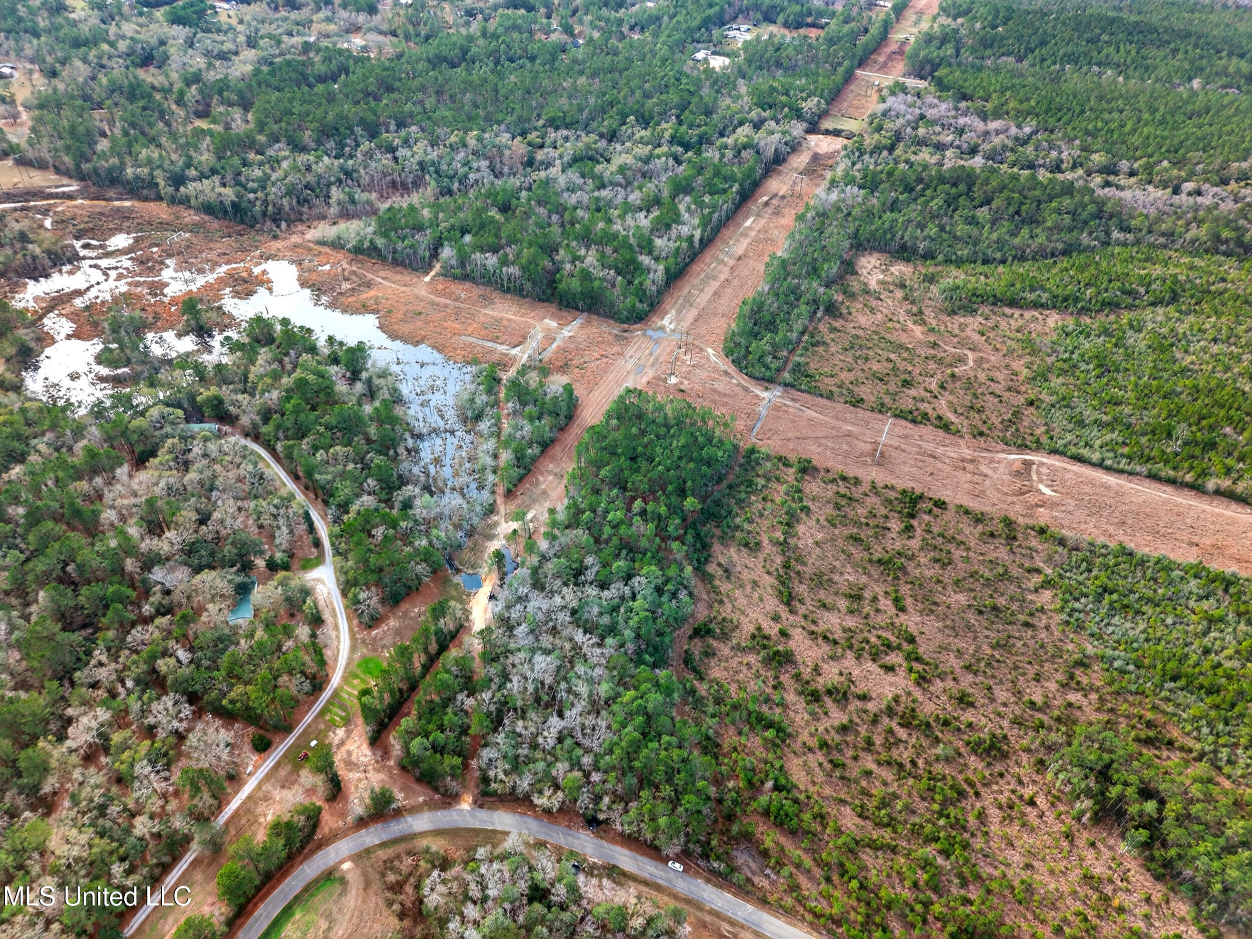 3509 Road 528 Kiln, MS 39556 - Photo 2 of 8 3_dji_20260112140218_0126_d