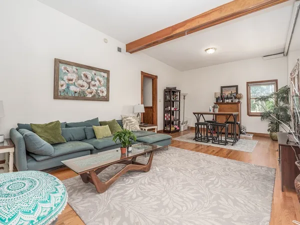 $3,950 | 88 Auckland Street, Unit 3, Boston, MA 02125