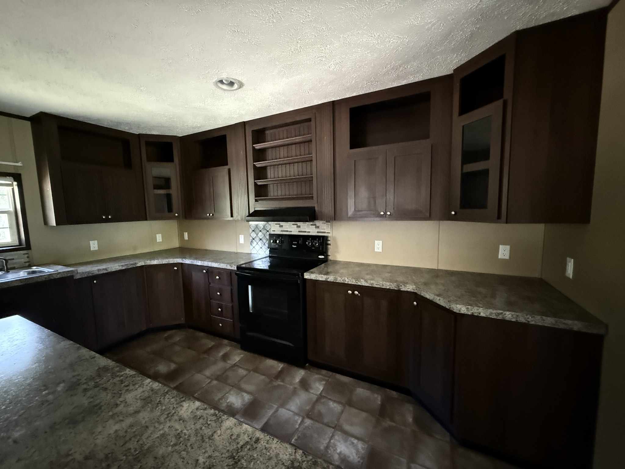 1069 Lucas Ridge Lane Waverly, TN 37185 - Photo 18 of 39 Gallery Image 18