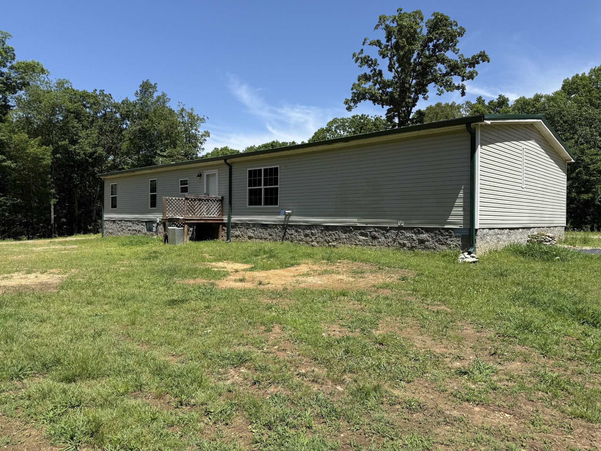 1069 Lucas Ridge Lane Waverly, TN 37185 - Photo 2 of 39 Gallery Image 2
