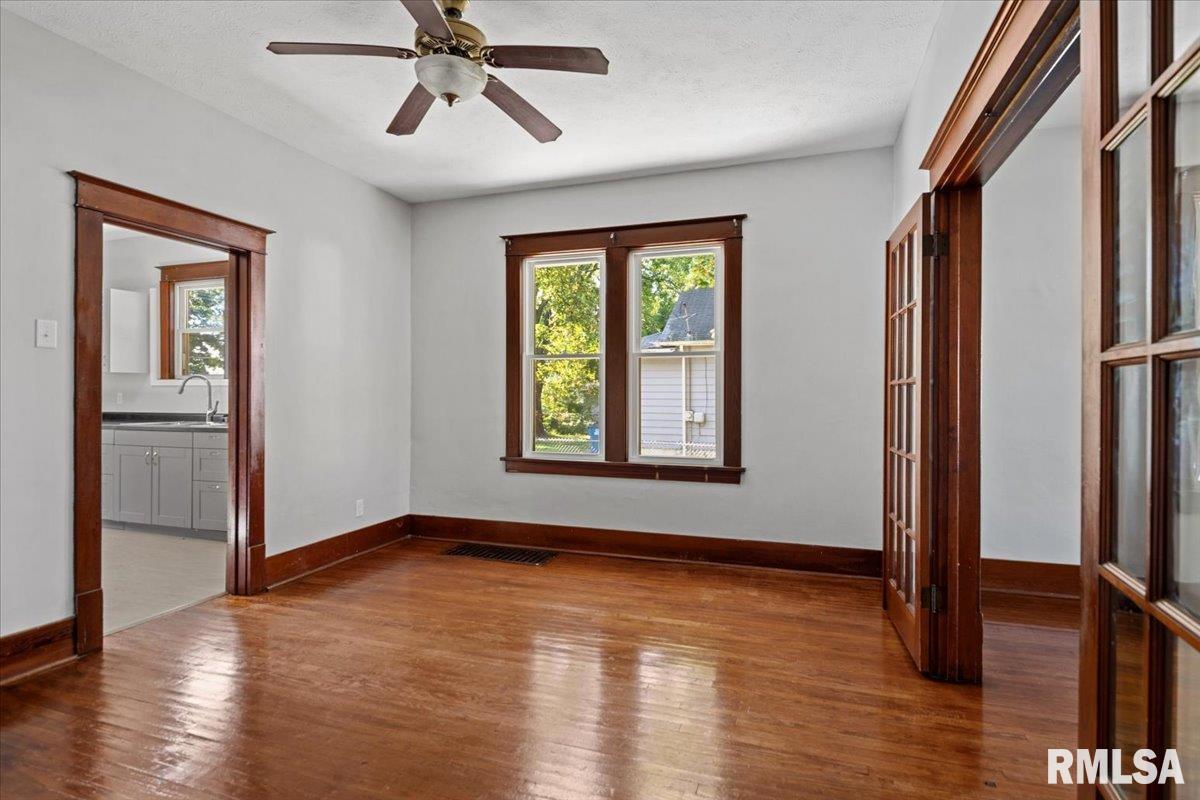 1824 North 9th Street Springfield, IL 62702 - Photo 11 of 29 Gallery Image 11