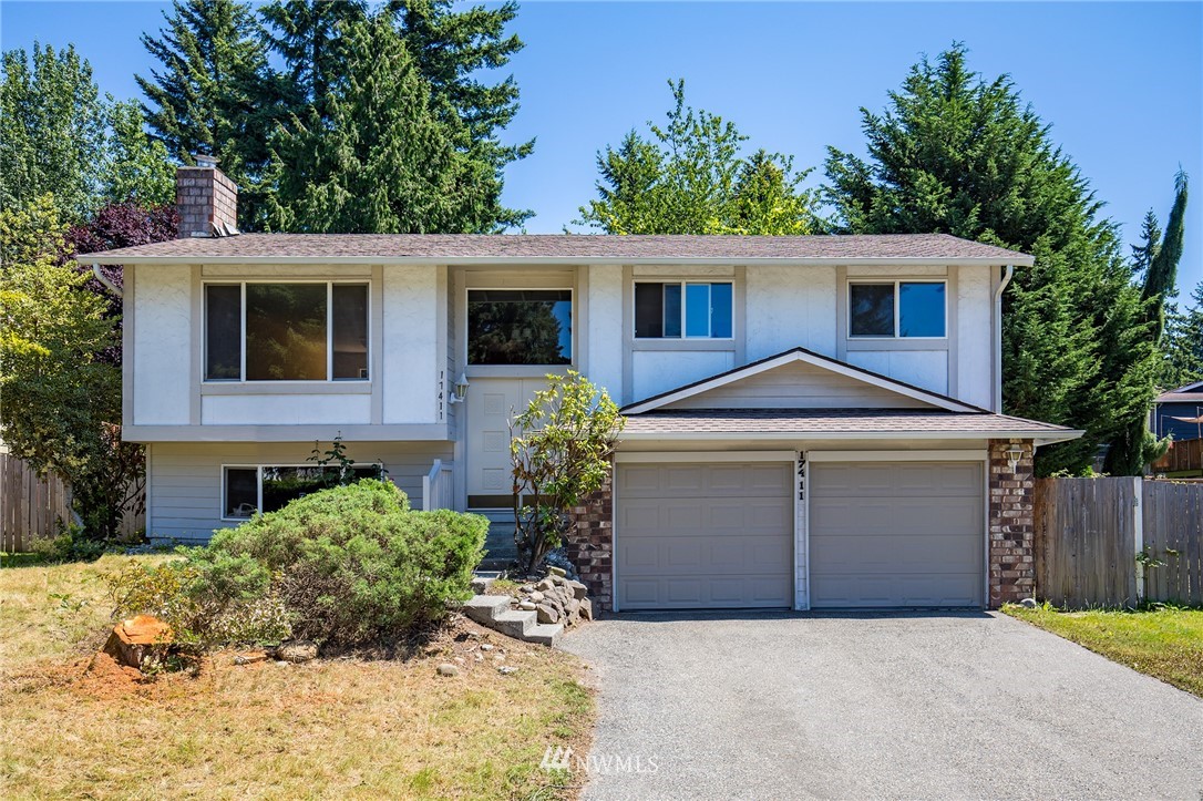 17411 Brook Boulevard Bothell, WA 98012 - Photo 2 of 25