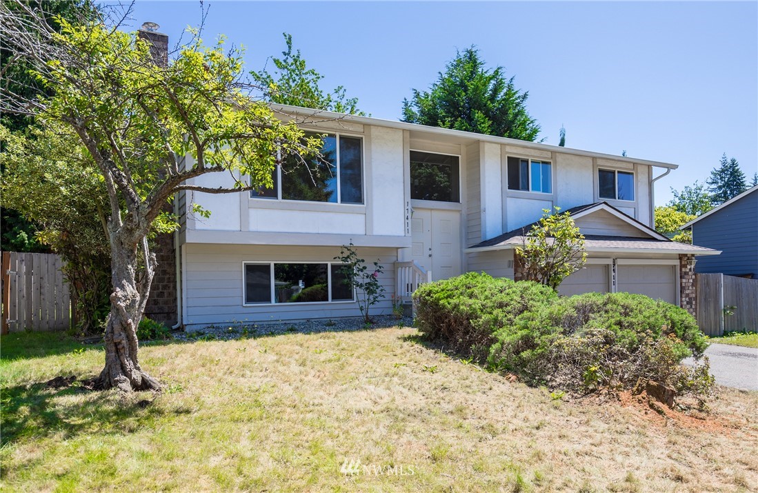 17411 Brook Boulevard Bothell, WA 98012 - Photo 3 of 25