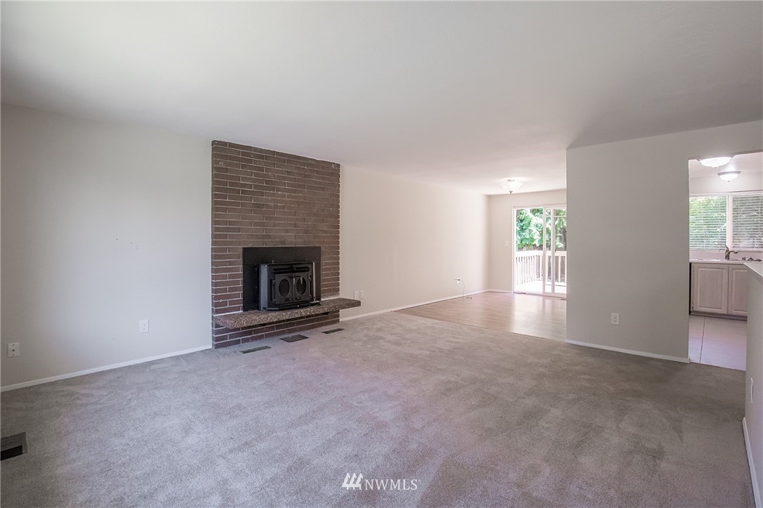 17411 Brook Boulevard Bothell, WA 98012 - Photo 9 of 25