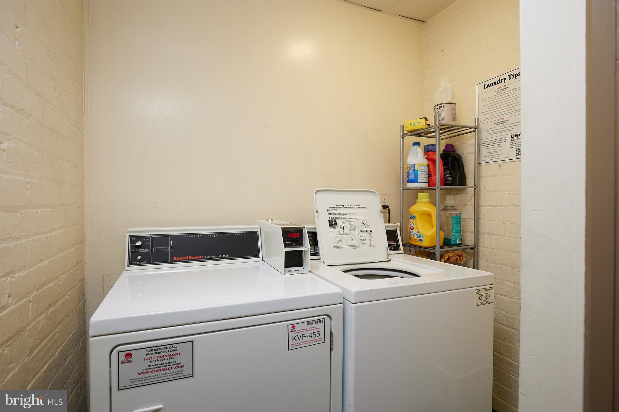 1855 Calvert Street Northwest, Unit 403 Washington, DC 20009 - Photo 23 of 24