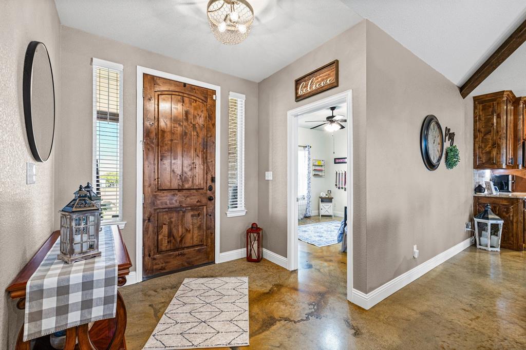 592 Old Agnes Road Weatherford, TX 76088 - Photo 14 of 37