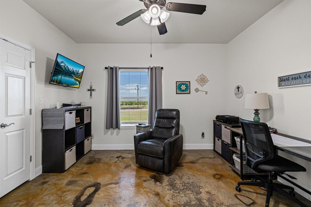 592 Old Agnes Road Weatherford, TX 76088 - Photo 30 of 37