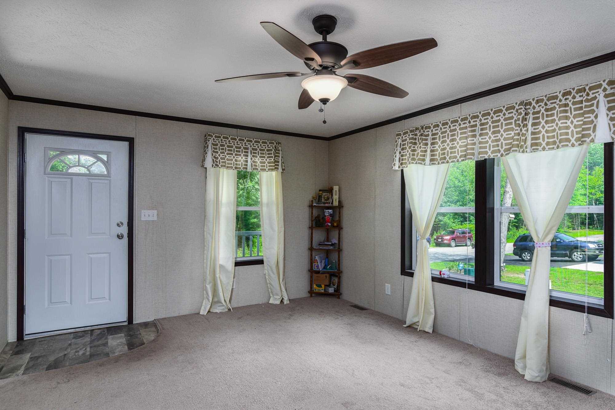 84 Cormier Drive Rochester, NH 03867 - Photo 7 of 27