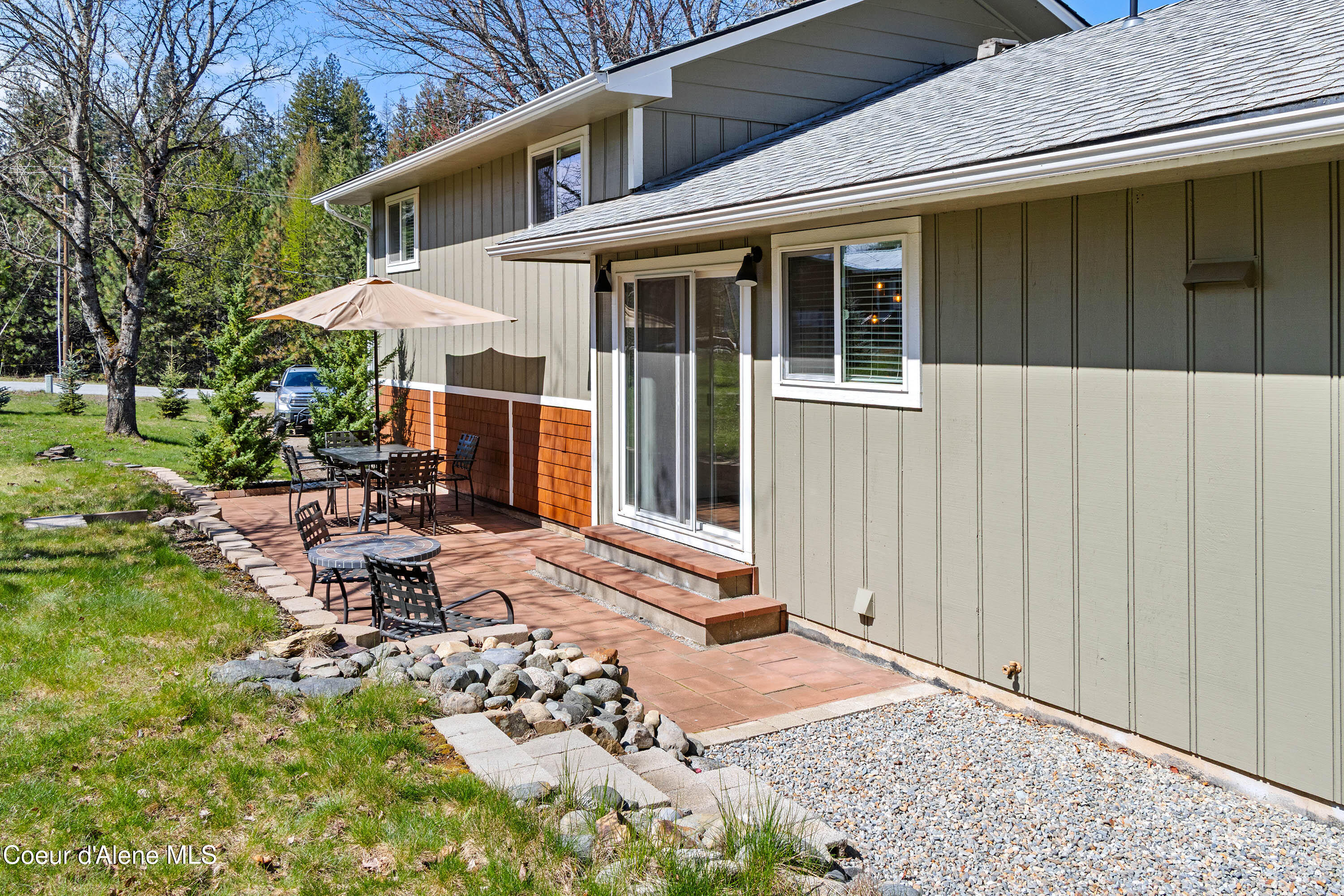 1169 Algoma Spur Road Sagle, ID 83860 - Photo 35 of 41 Patio