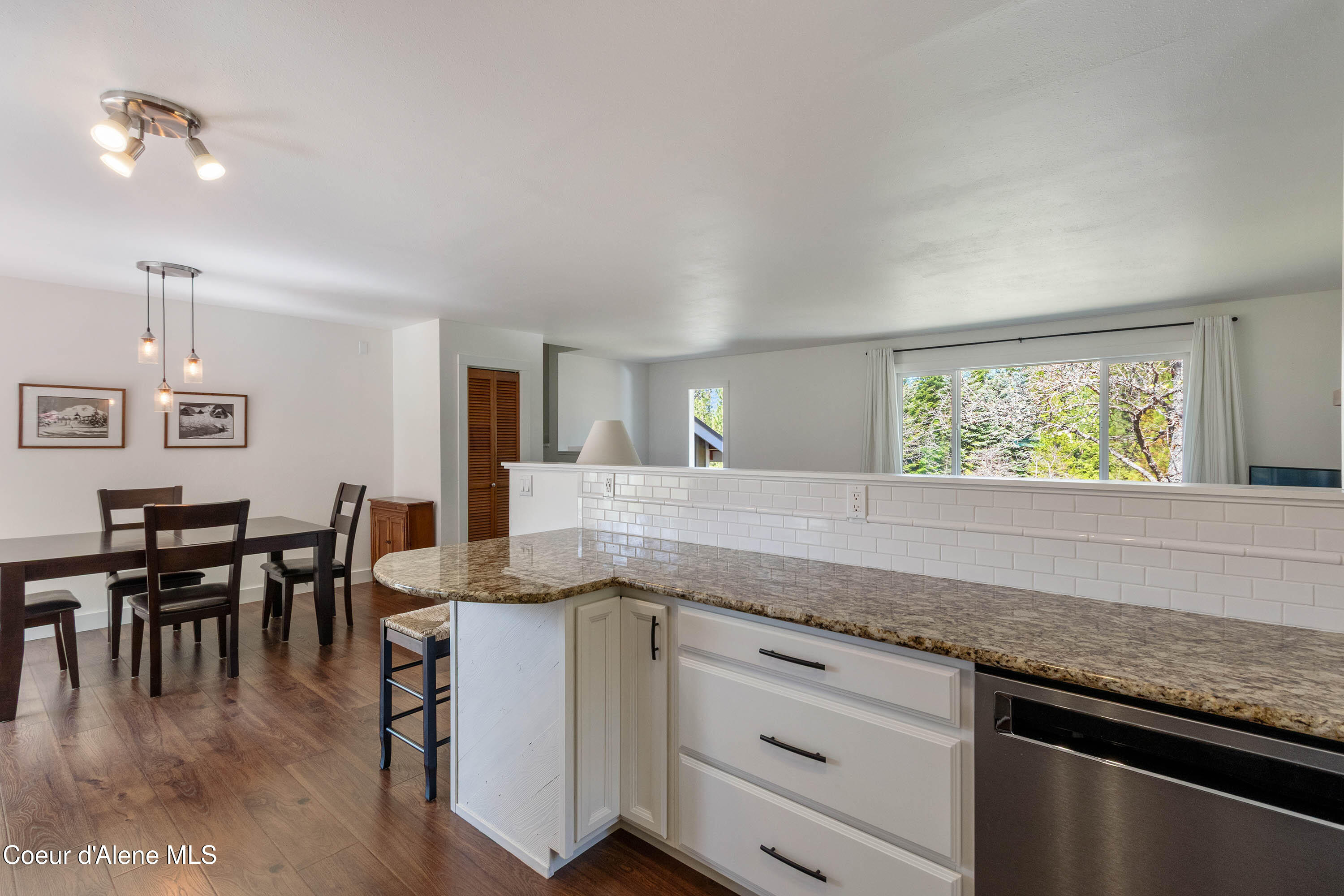 1169 Algoma Spur Road Sagle, ID 83860 - Photo 7 of 41 Kitchen to Dining