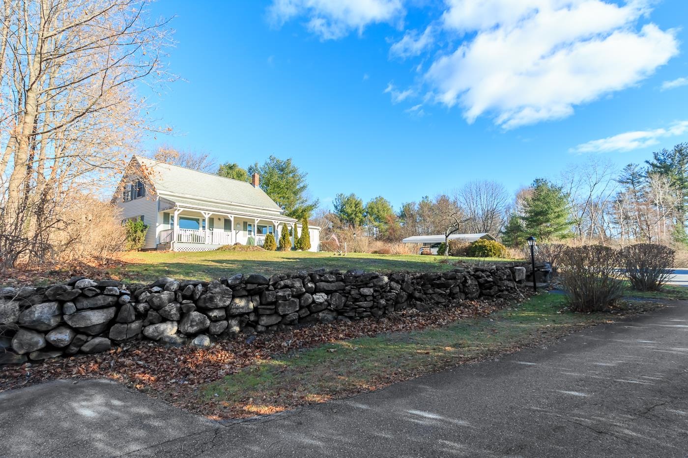 109 Brookdale Road Salem, NH 03079 - Photo 3 of 35 Gallery Image 3
