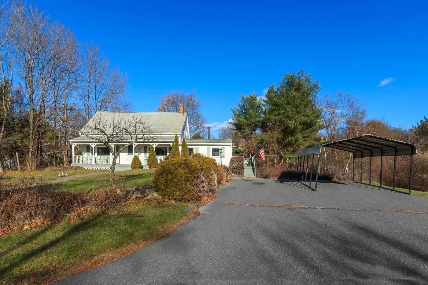 109 Brookdale Road Salem, NH 03079 - Photo 4 of 35 Gallery Image 4