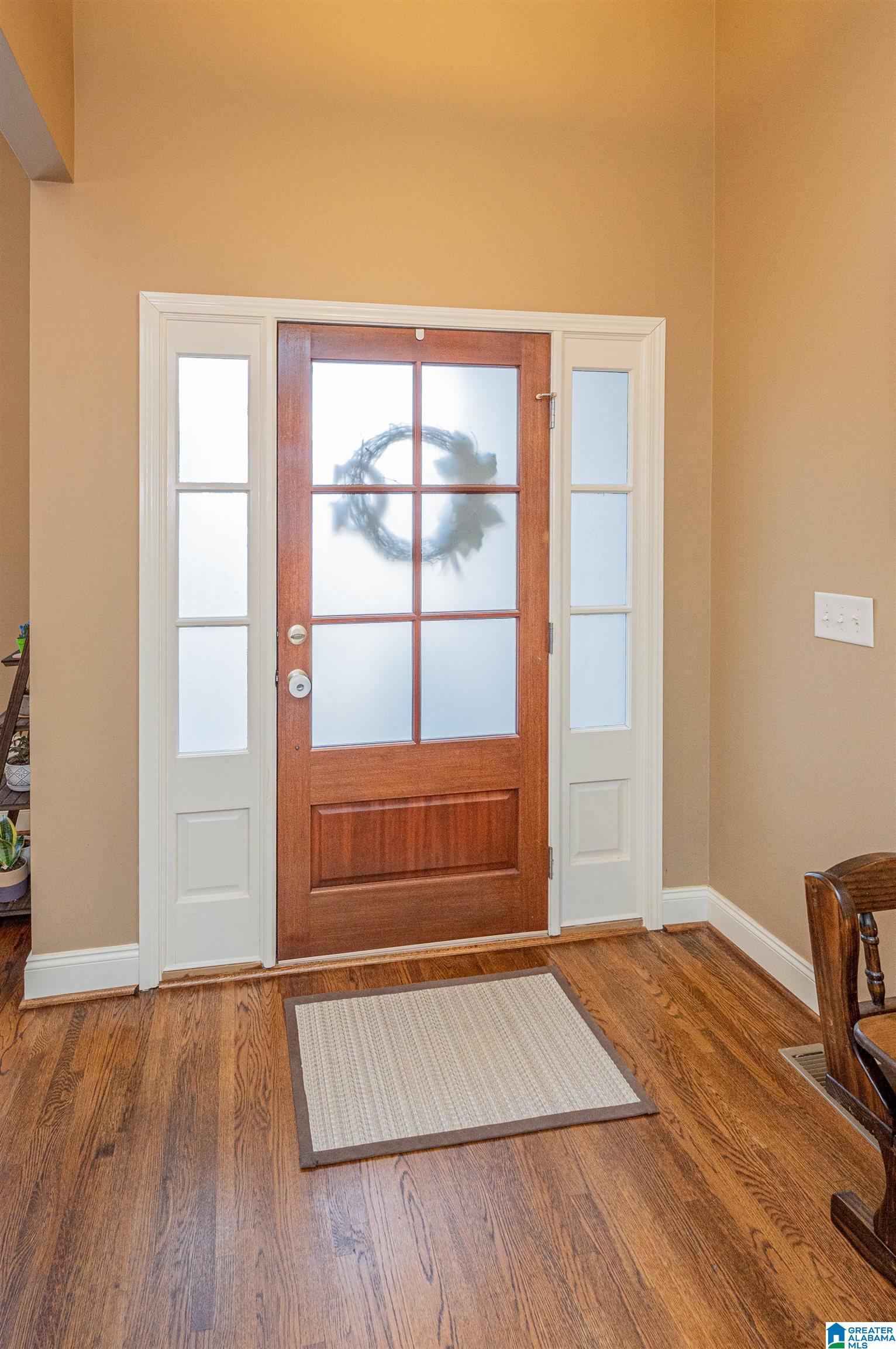 1012 Lake View Lane Calera, AL 35040 - Photo 4 of 50