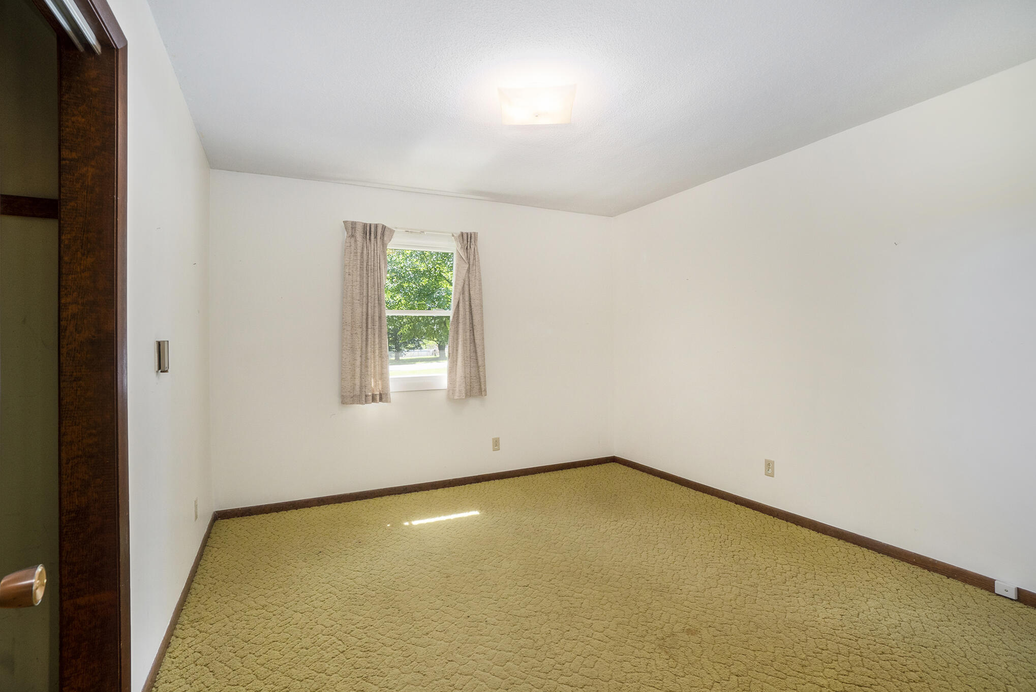 8889 Territorial Road Benton Harbor, MI 49022 - Photo 10 of 17 Bedroom