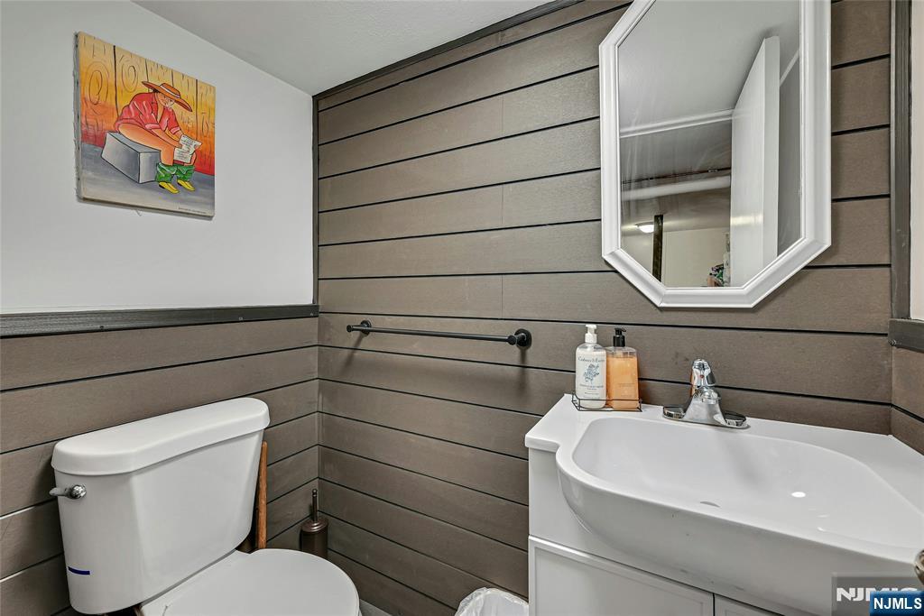 730 River Road Teaneck, NJ 07666 - Photo 32 of 39
