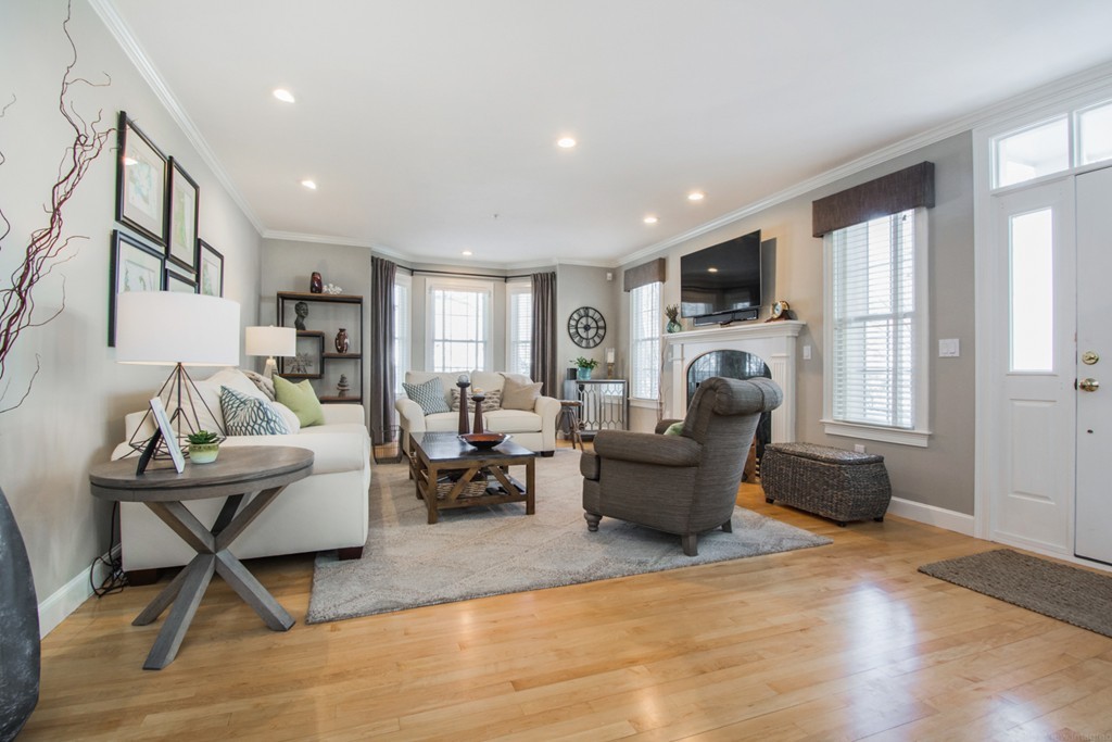 231 Victory Road, Unit 231 Quincy, MA 02171 - Photo 4 of 29 Gallery Image 4