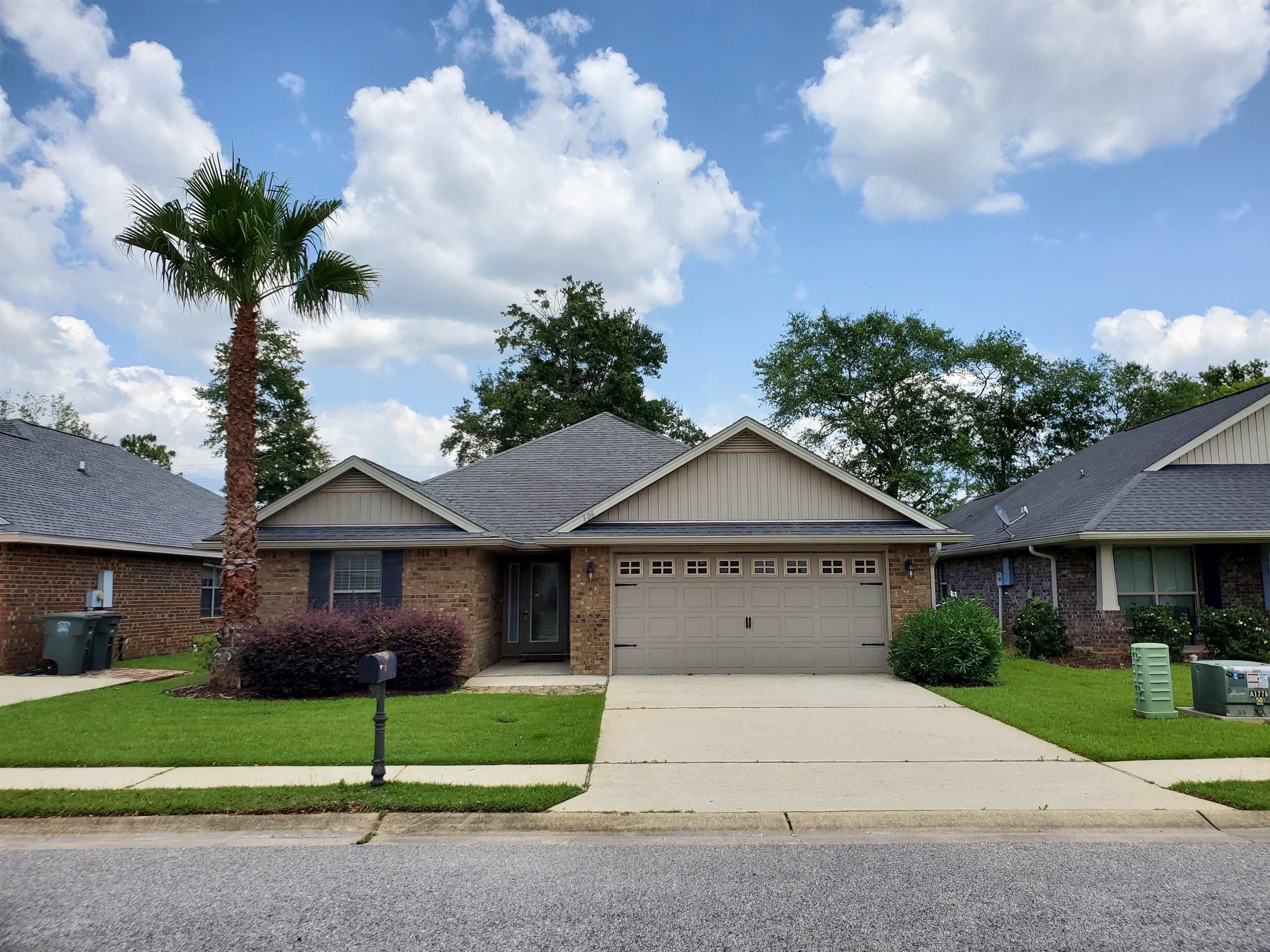 306 Amberlee Court Foley, AL 36535 - Photo 2 of 34