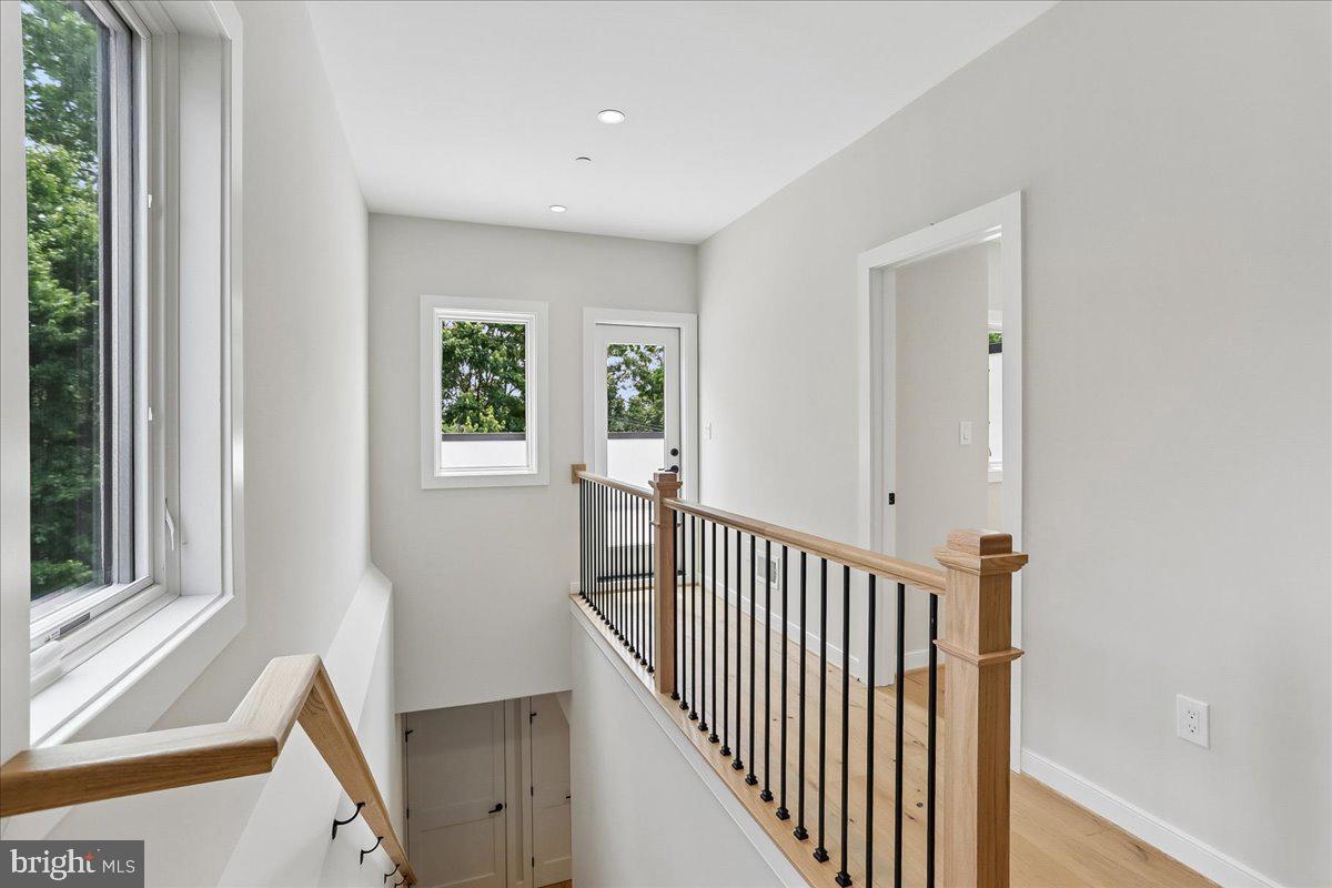 3929 Fulton Street Northwest, Unit A Washington, DC 20007 - Photo 35 of 79 Upper Level 2 Hall way