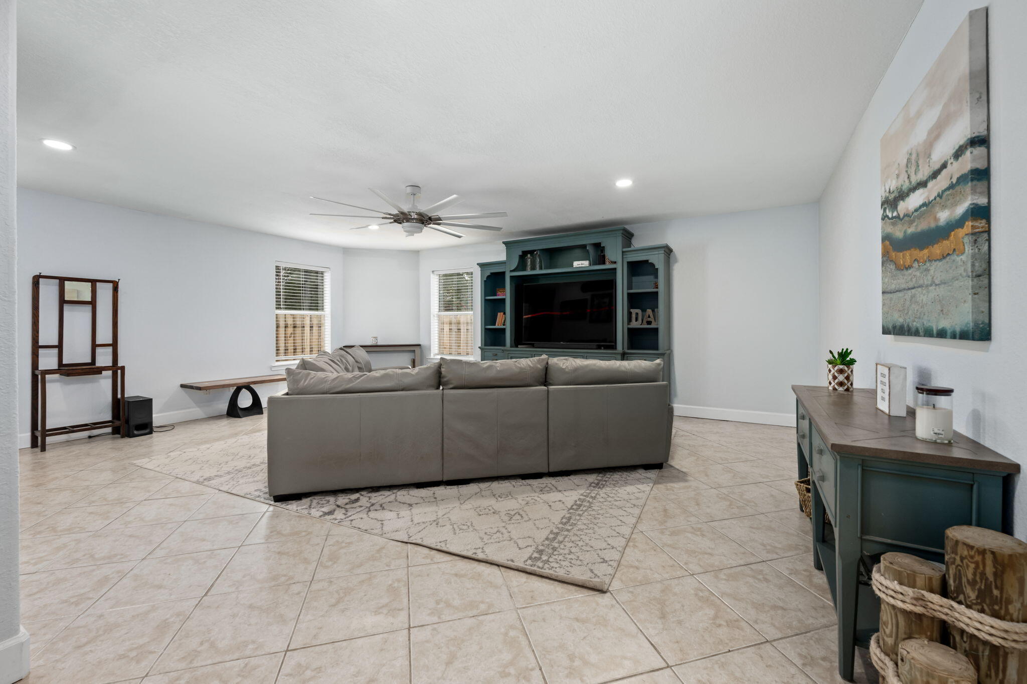 255 Edge Avenue Valparaiso, FL 32580 - Photo 19 of 73 a living room with furniture and a flat screen tv