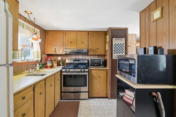 $475,000 | 61 Beech Street, Palmer, MA 01069