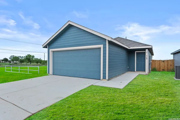 $205,000 | 13112 Hancock Pool, St. Hedwig, TX 78152
