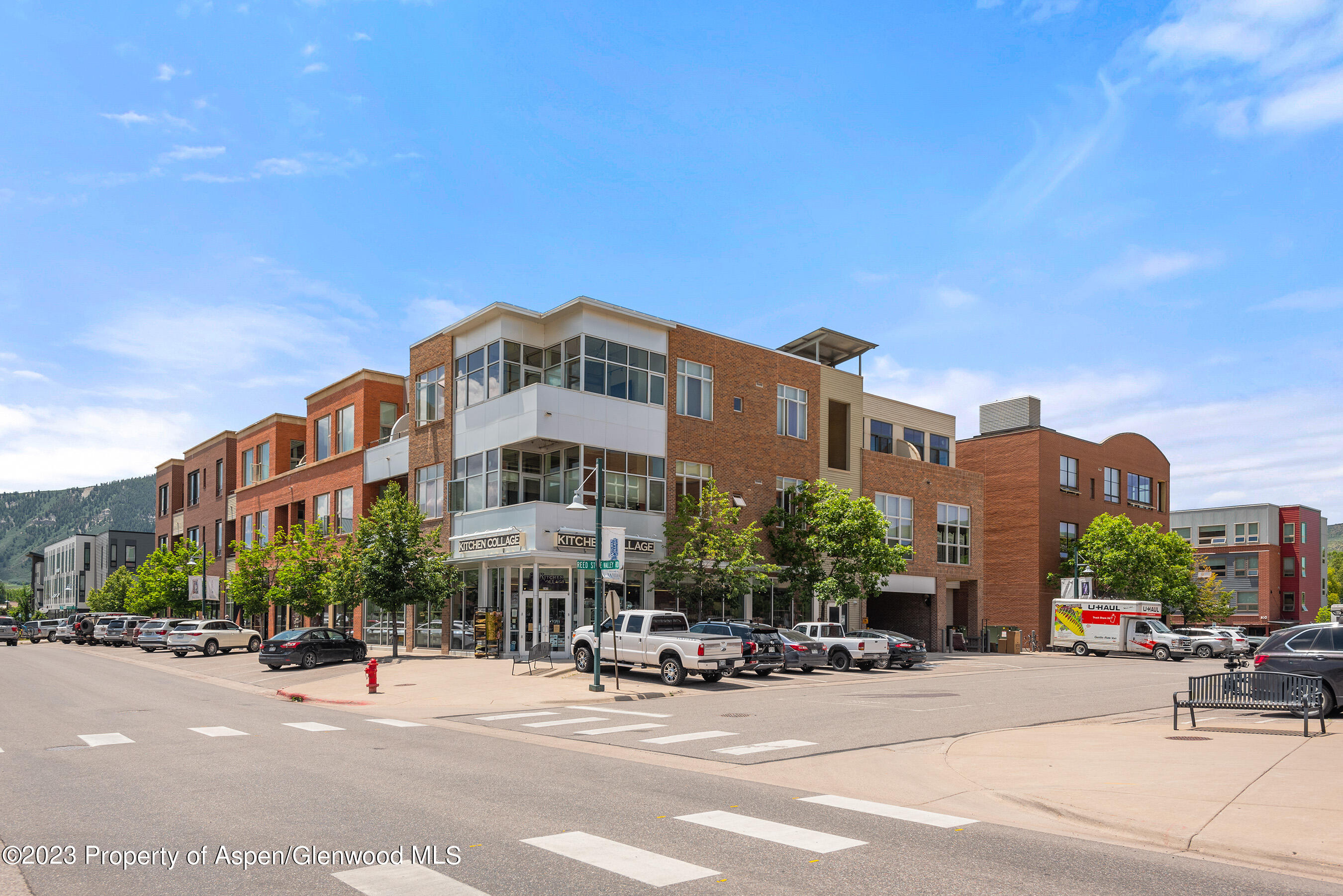 361 Robinson Street, Unit 312 Basalt, CO 81621 - Photo 10 of 15 361RobinsonUnit312_MED_230630009