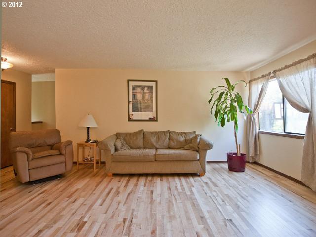 33332 Southwest Rogers Road Scappoose, OR 97056 - Photo 12 of 16 Gallery Image 12