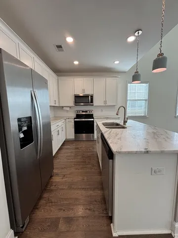 $2,250 | 608 Ravensridge Lane, Moncks Corner, SC 29461