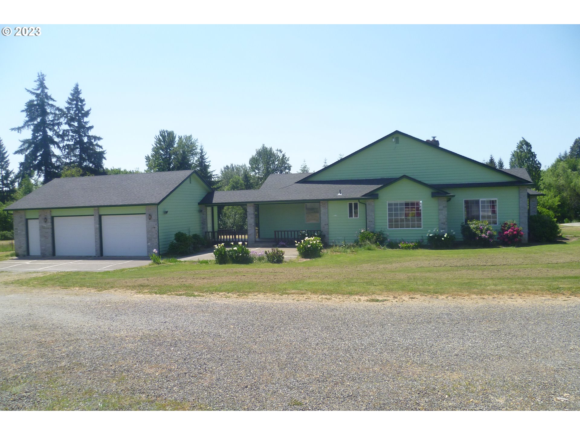 1819 Northeast 191st Circle Ridgefield, WA 98642 - Photo 1 of 37 Gallery Image 1