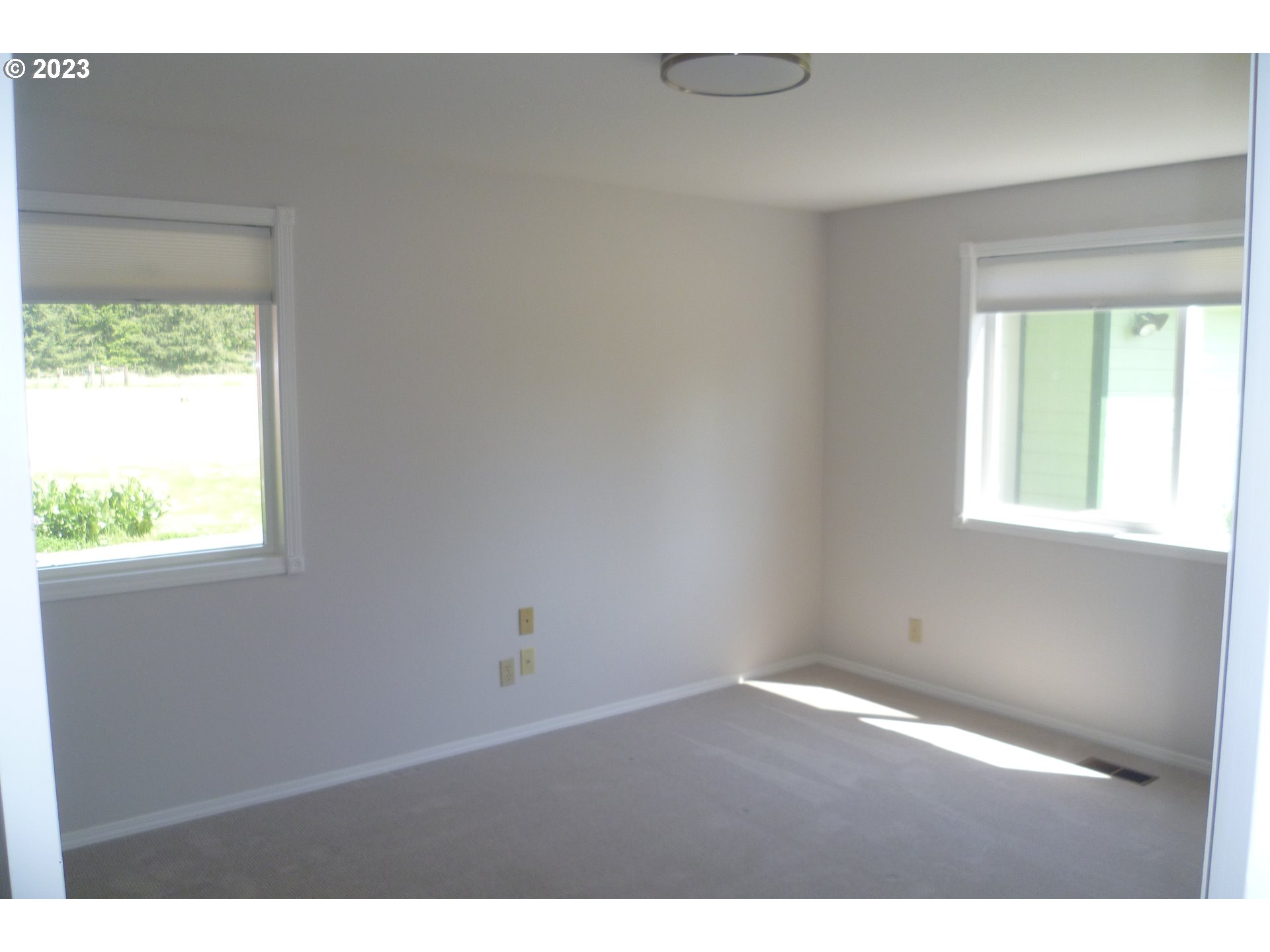 1819 Northeast 191st Circle Ridgefield, WA 98642 - Photo 15 of 37 Bedroom