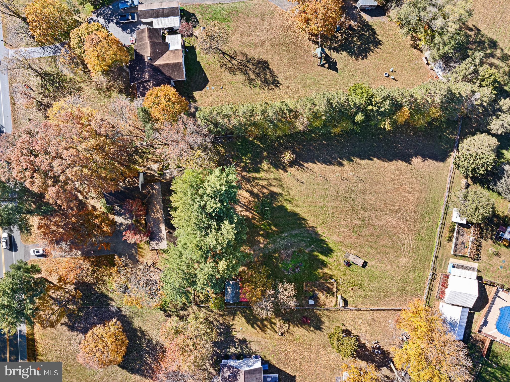 2209 Wheatleys Pond Road Smyrna, DE 19977 - Photo 33 of 39 a view of a yard with wooden fence
