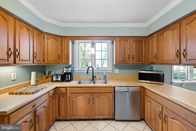 $422,500 | 2209 Wheatleys Pond Road, Smyrna, DE 19977