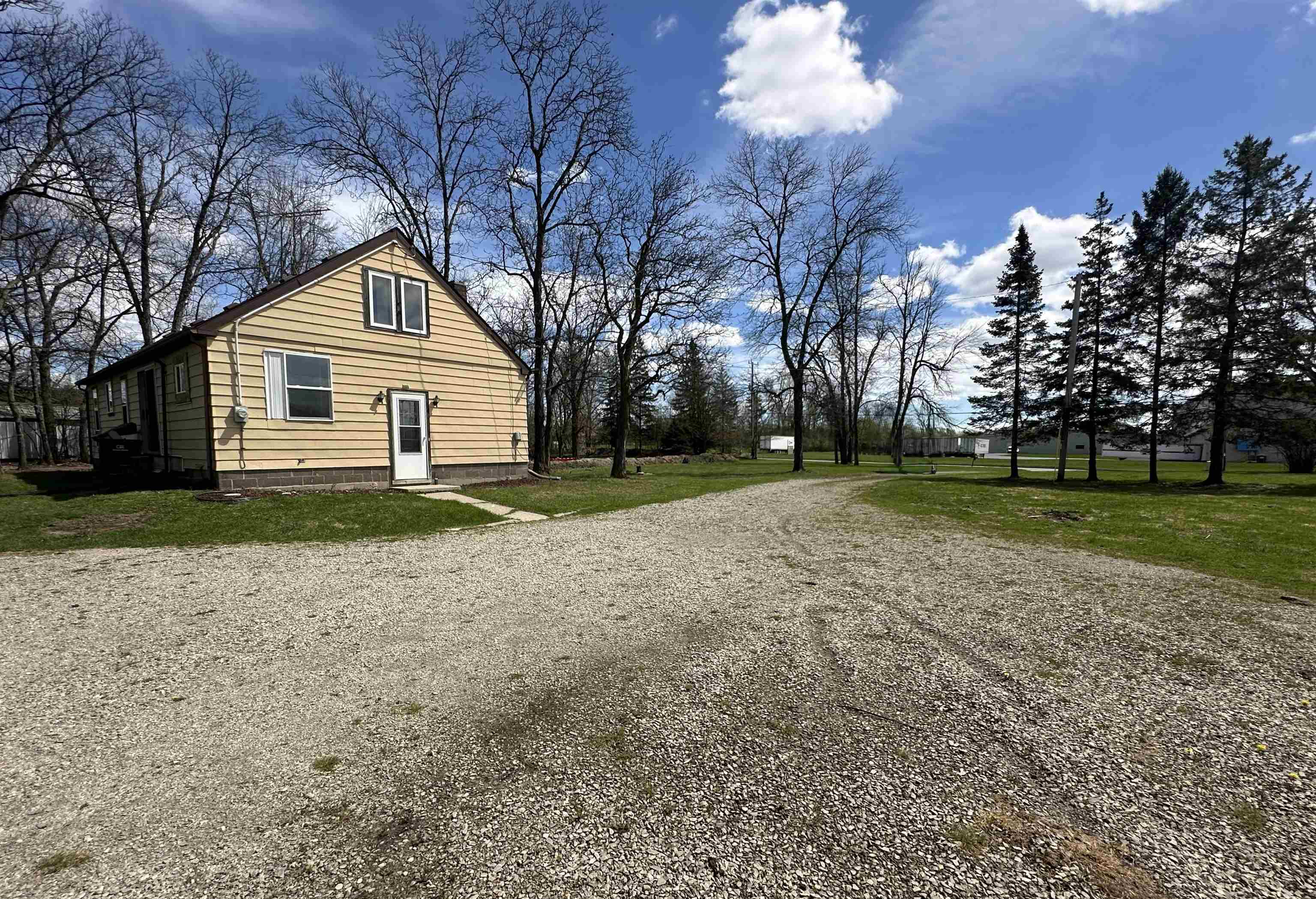 2026 West 2nd Street Appleton, WI 54914 - Photo 4 of 18