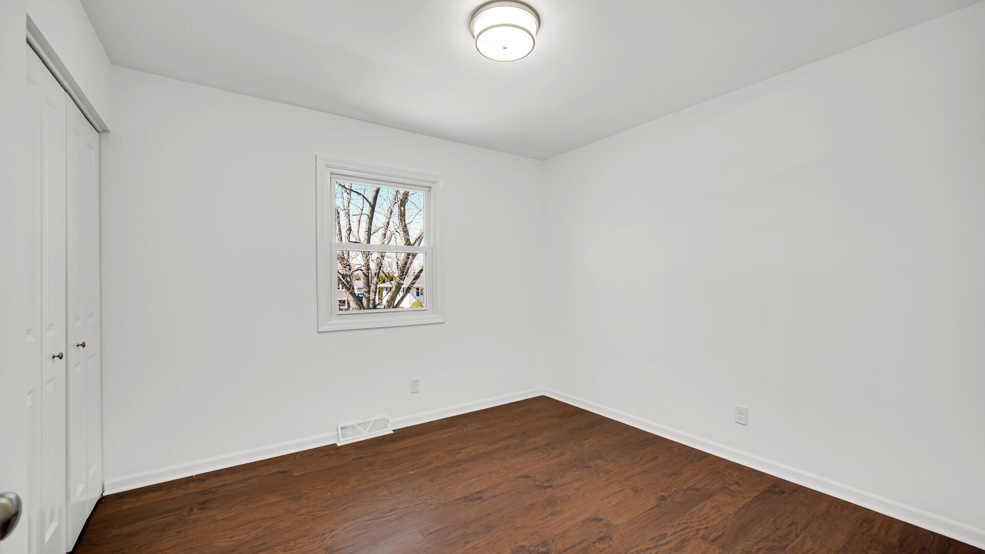 835 Tyler Avenue Dyer, IN 46311 - Photo 11 of 26 1920x1080