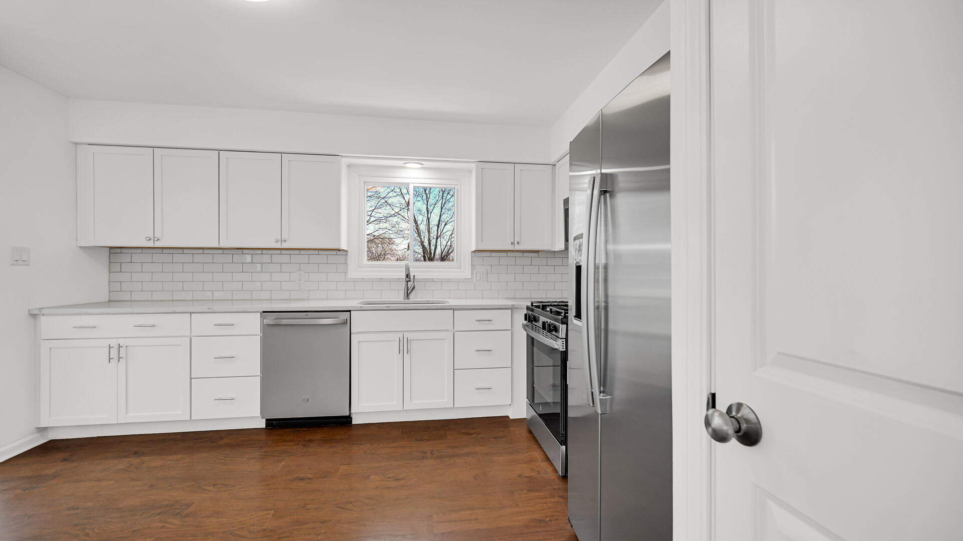 835 Tyler Avenue Dyer, IN 46311 - Photo 9 of 26 1920x1080