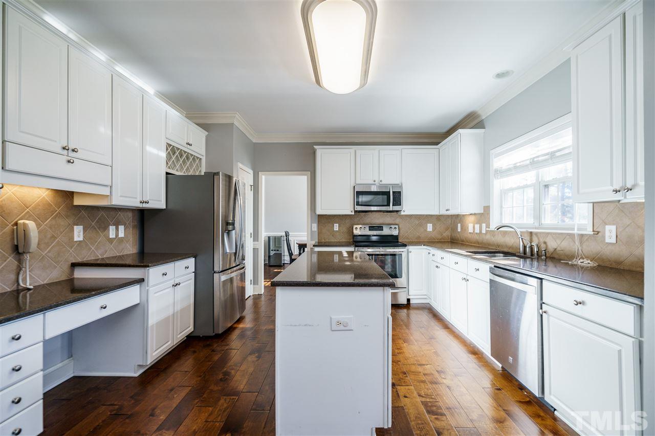1504 Perryclear Court Raleigh, NC 27614 - Photo 7 of 30